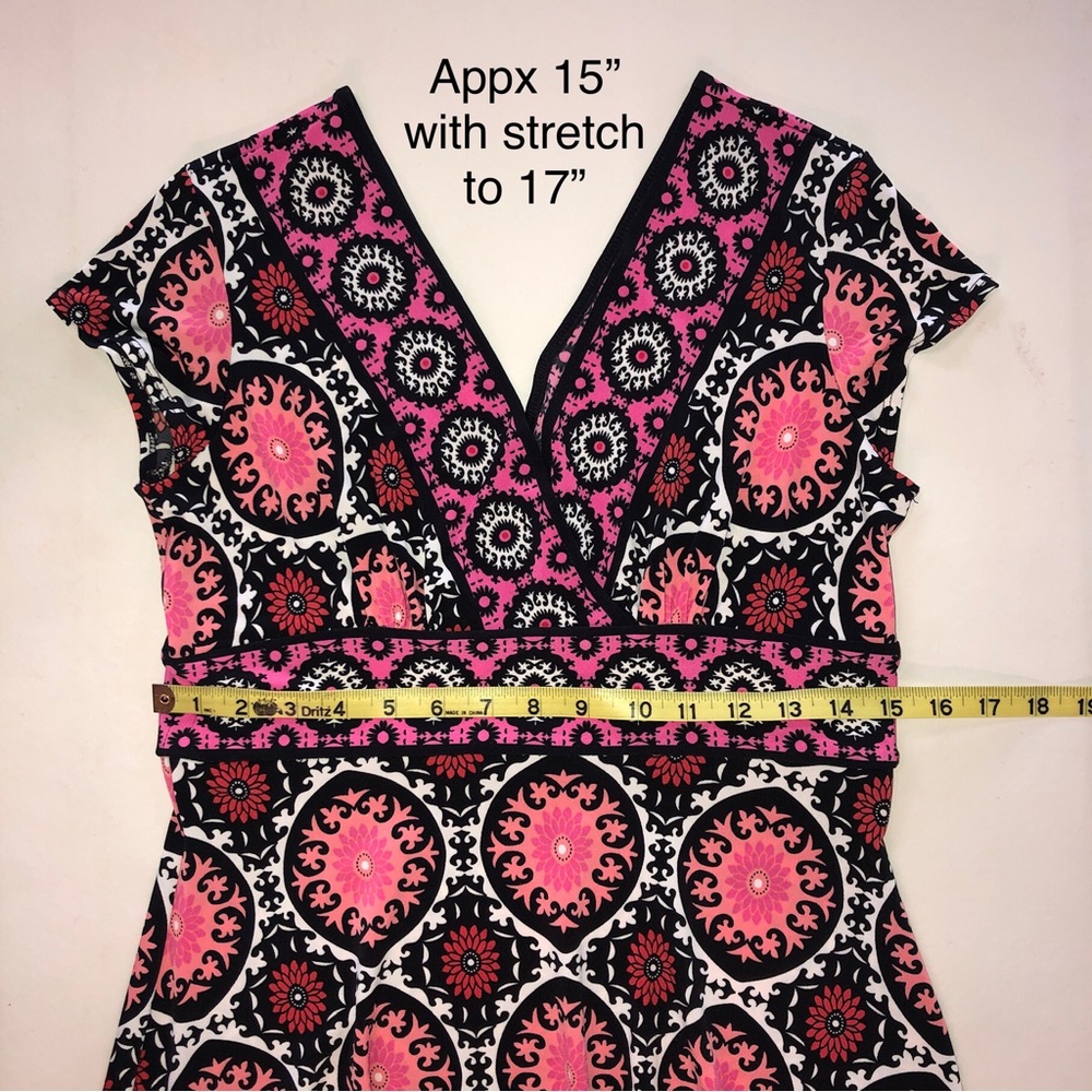 LONDON TIMES Medallion Print Pull-on Stretch Wrap Bodice Cap Sleeves Dress (8P) - Picture 9 of 16